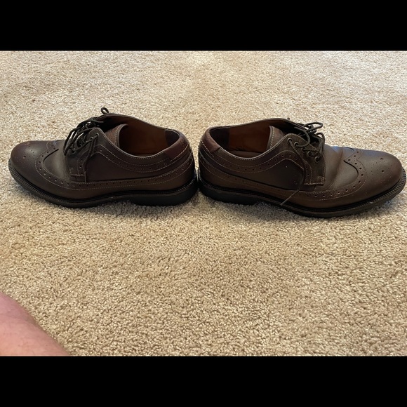 Dress shoes size 10 - Picture 3 of 5